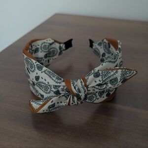 Women's Multicolored Paisley Print Headband NWOT!